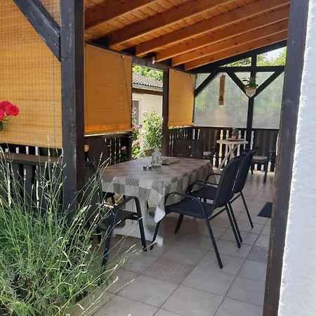 Feriehus Bartha Nyaralohaz *